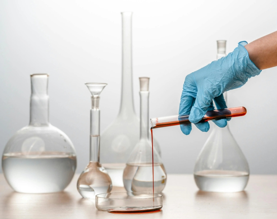 1-(4-氟苄基)-2-氯苯并咪唑，CAS号：84946-20-3，苯并咪唑衍生物，药物研发中间体